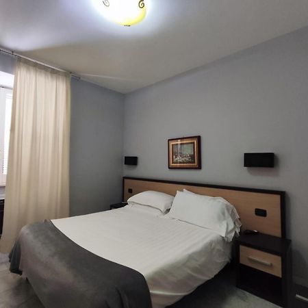 Hotel Quadrifoglio Pontecagnano Zewnętrze zdjęcie