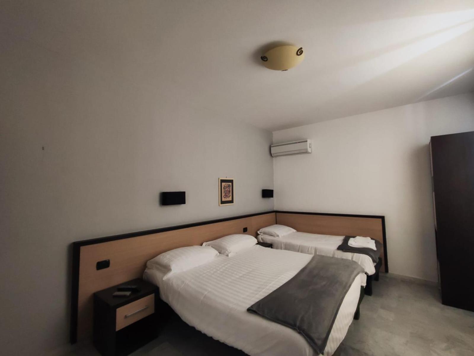 Hotel Quadrifoglio Pontecagnano Zewnętrze zdjęcie