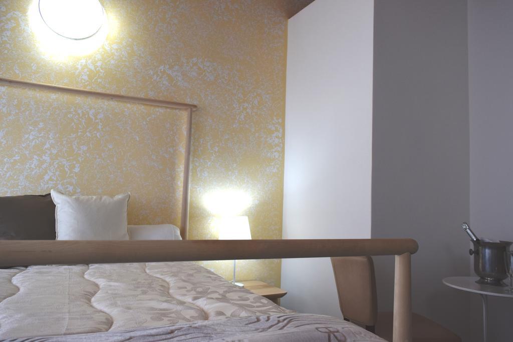 Hotel Quadrifoglio Pontecagnano Zewnętrze zdjęcie